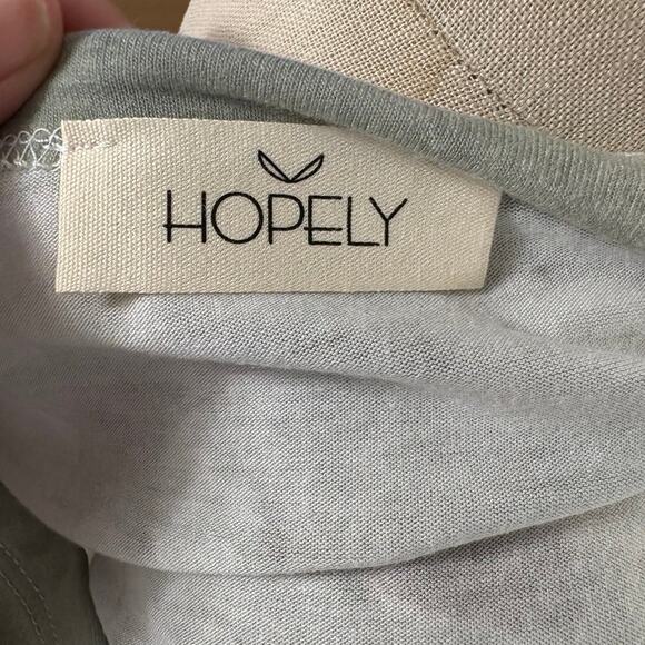 New! HOPELY Green Tie Dye Flag Print Women’s T-shirt Medium - Picture 6 of 7